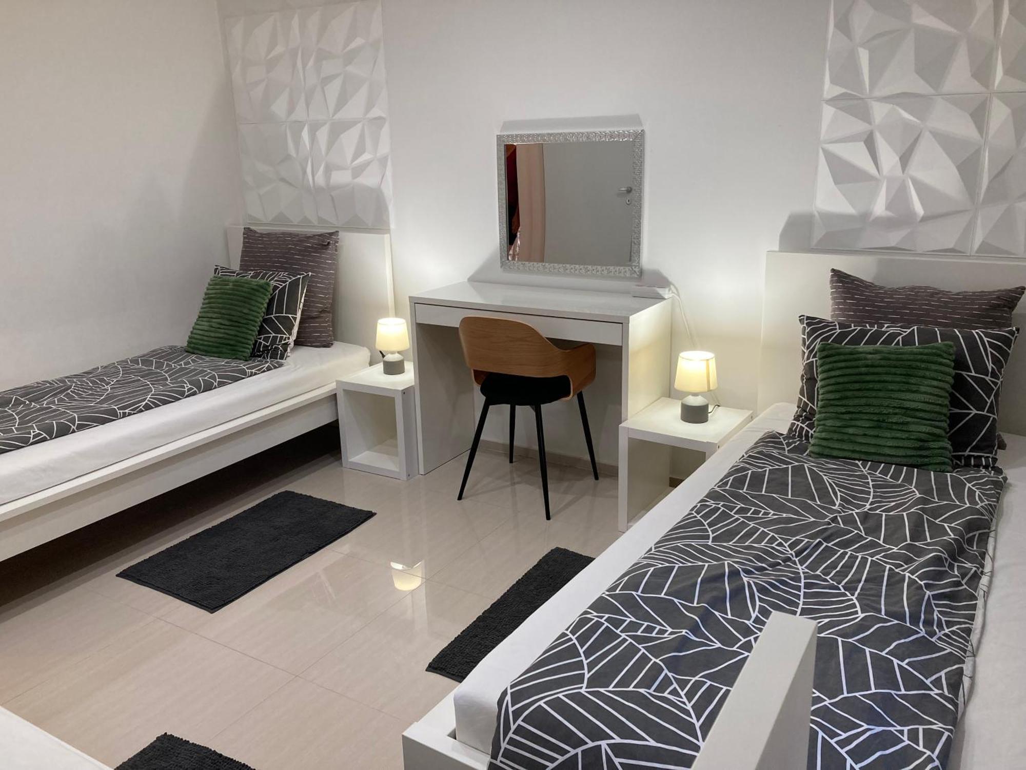 Apartman Sonas With Free Private Parking Karlovac Luaran gambar