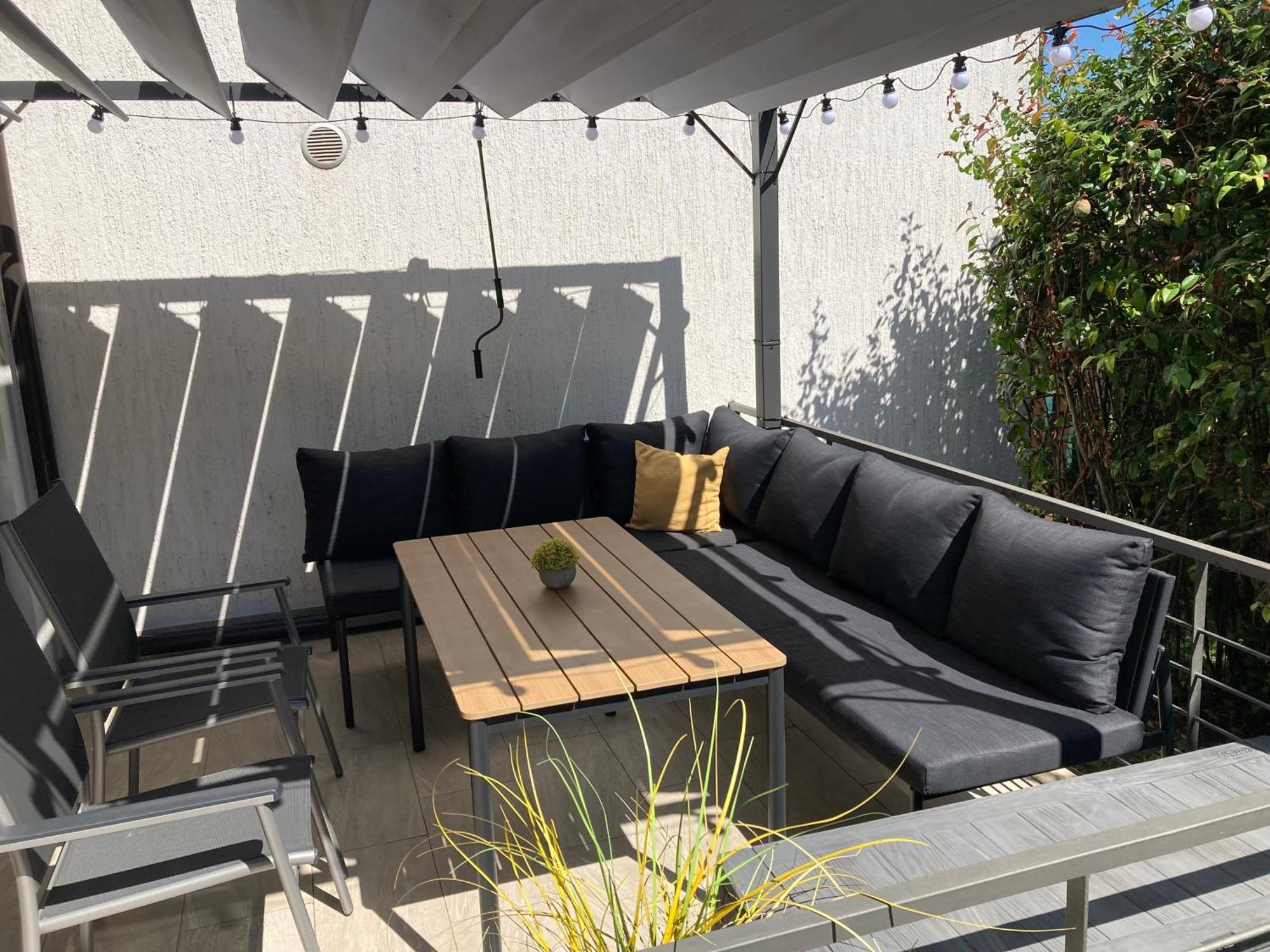 Apartman Sonas With Free Private Parking Karlovac Luaran gambar
